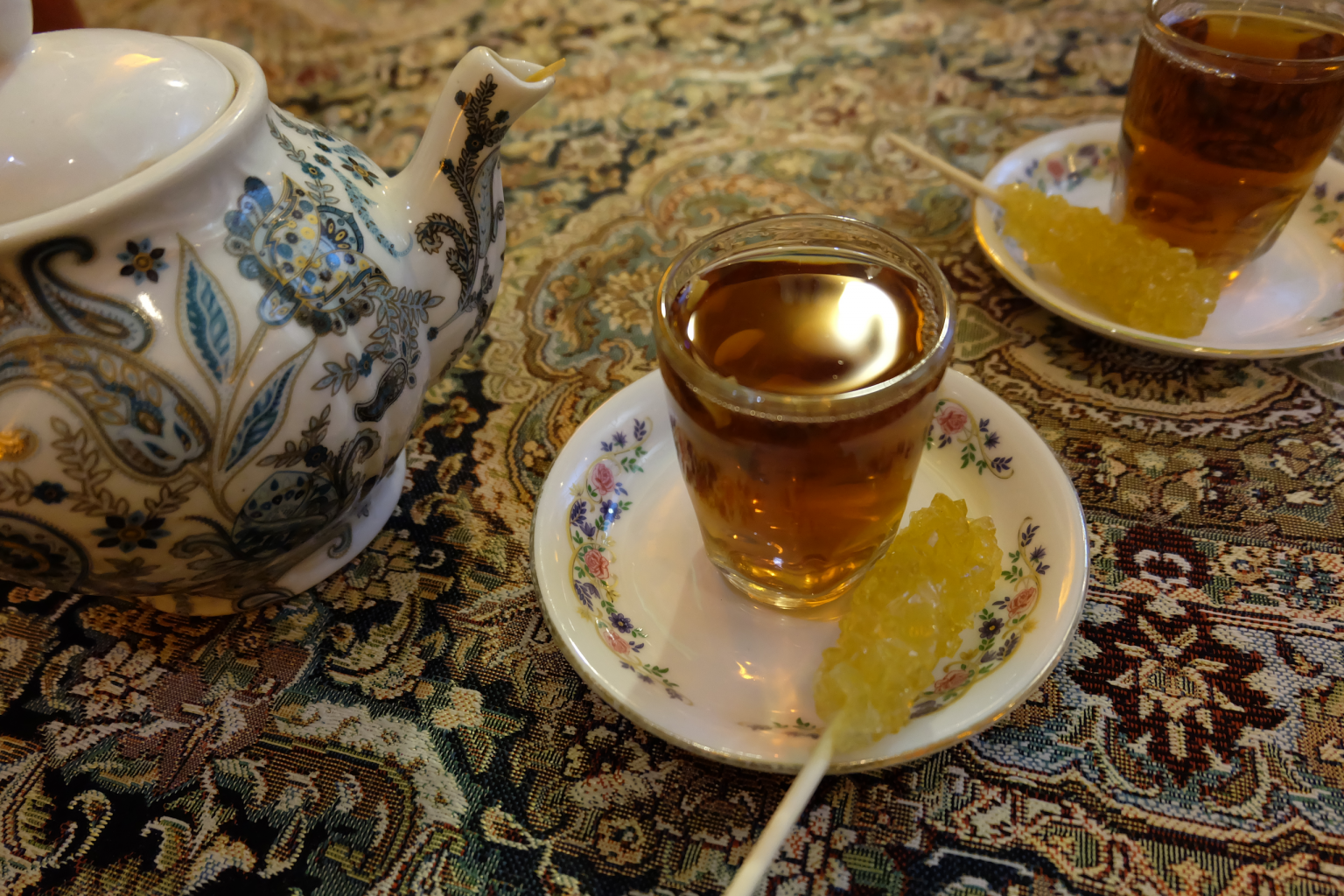 Seray-e Mehr Teahouse & Restaurant